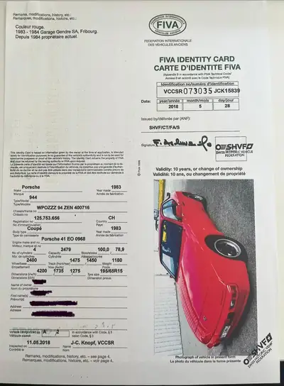 Porsche 944 2.5 — Coupé sport iconique des années 80, 282 000 km — détail