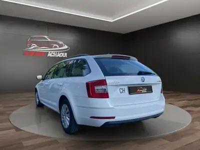 Skoda Octavia Combi 2.0 TDI — Monospace familial fiable, 132 000 km, sans sinistre — Innenraum