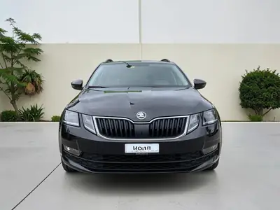 Skoda Octavia 2.0 TDI 150 4×4 — Break robuste, boîte Mecatronic neuve, expertisé — Außenansicht