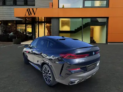 BMW X6 40d xDrive M-Sport Pro — SUV coupé diesel, 340 ch, équipement premium — tableau de bord