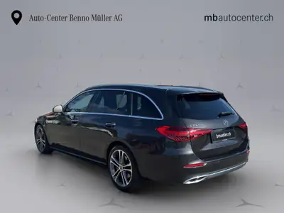 Mercedes-Benz C 220 d Avantgarde Kombi — Diesel mild-hybride, 88 000 km, design premium — vista posteriore