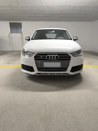 Audi S1 — Petit bolide 231 ch tout-terrain, kilométrage maîtrisé — détail
