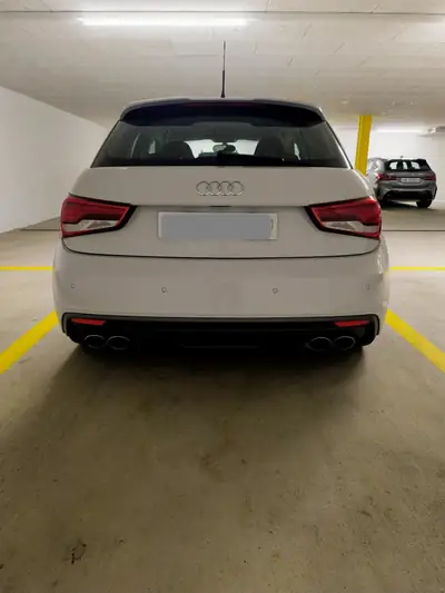 Audi S1 — Petit bolide 231 ch tout-terrain, kilométrage maîtrisé — Miniature 7