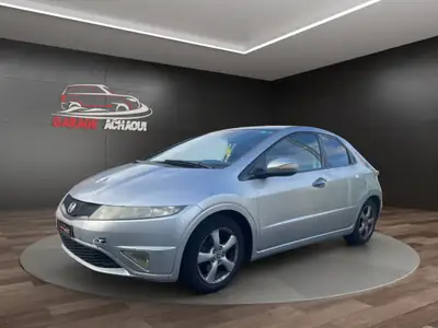 Honda Civic 2.2 i-CTDi Comfort — Diesel économique, 256 000 km, sans sinistre — fianco