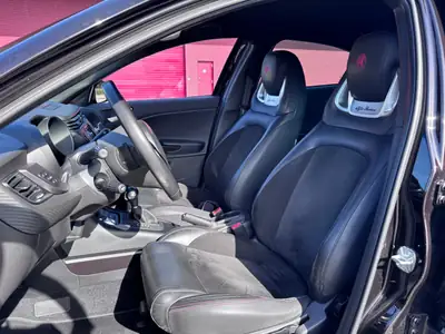 Alfa Romeo Giulietta 1750 TBi Veloce TCT — Sportive compacte, 240 ch et consommation maîtrisée — détail