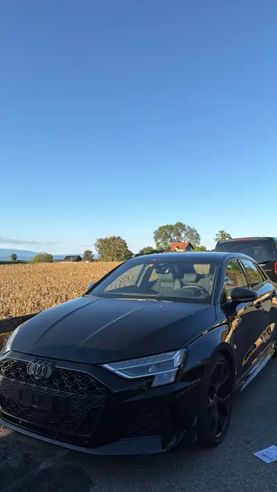 Audi RS3 Sportback 2.5 TFSI — 400 ch, design noir intégral, performances extrêmes — Heckansicht