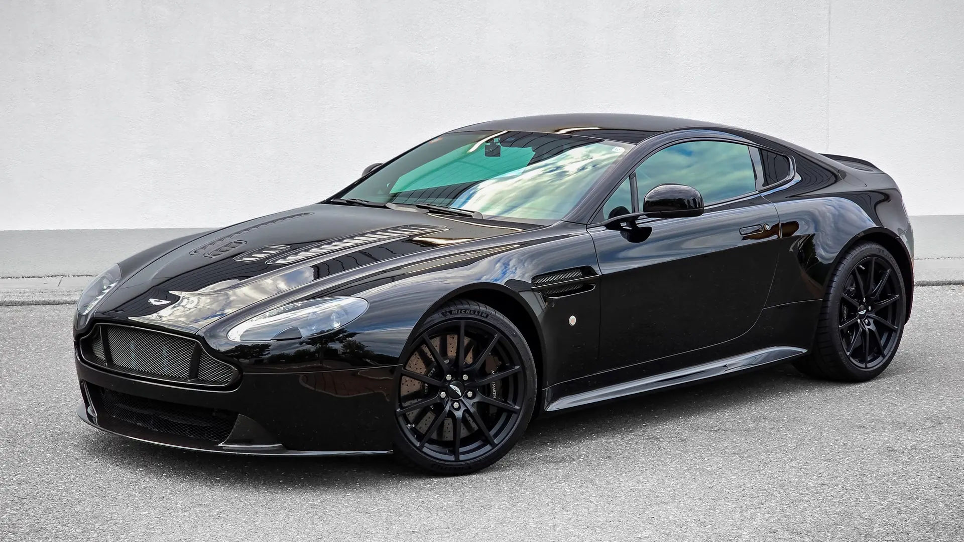 Aston Martin V12 Vantage 2015 occasion MONTHEROD — 1