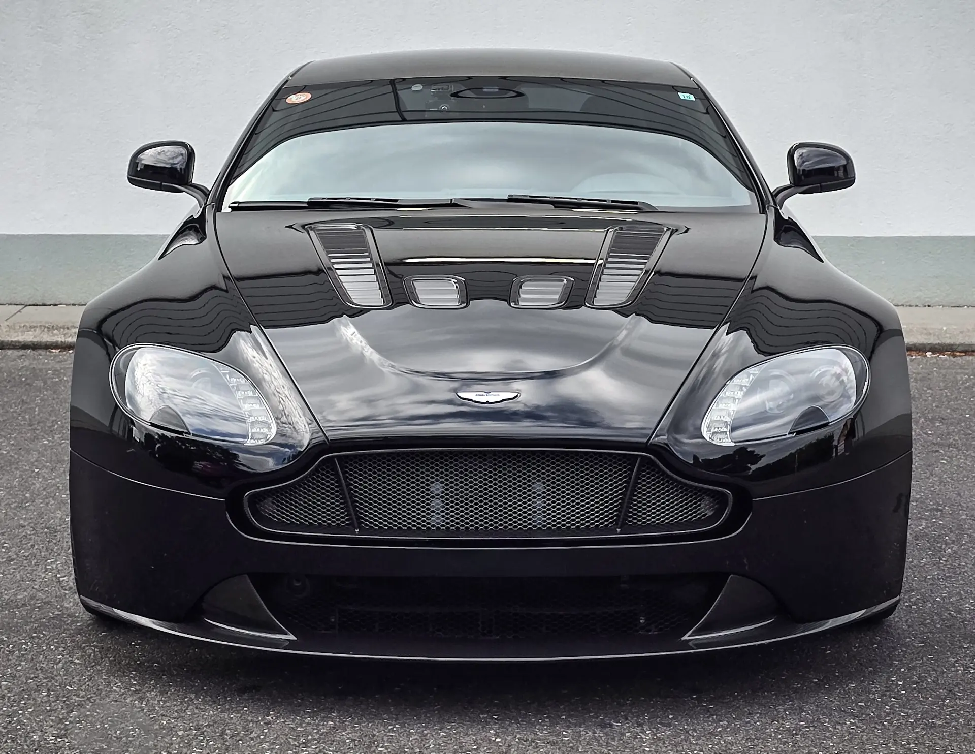 Aston Martin V12 Vantage 2015 occasion MONTHEROD — 3