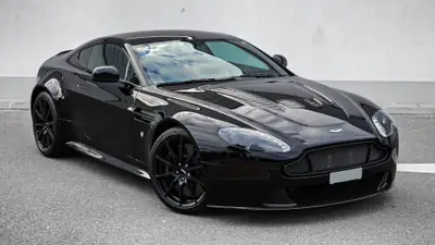 Aston Martin V12 Vantage S Sportshift — Coupé sport britannique, 573 ch, quasi neuf — Miniatura 13