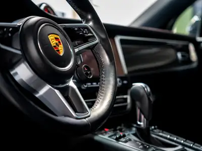 Porsche Macan GTS PDK — Sportivité et prestige, 82 000 km seulement — Miniature 16