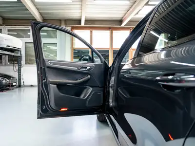 Porsche Macan GTS PDK — Sportivité et prestige, 82 000 km seulement — Miniature 23