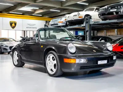 Porsche 911 Carrera 4 Cabrio — Légende décapotable, 250 ch et grande révision OK — Heckansicht