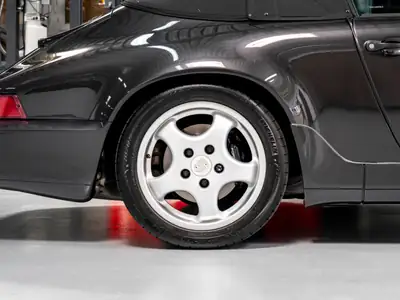 Porsche 911 Carrera 4 Cabrio — Légende décapotable, 250 ch et grande révision OK — Miniatur 13