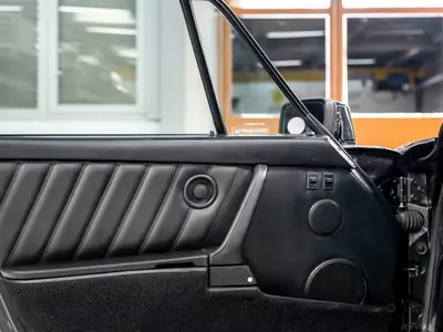 Porsche 911 Carrera 4 Cabrio — Légende décapotable, 250 ch et grande révision OK — Miniatur 25
