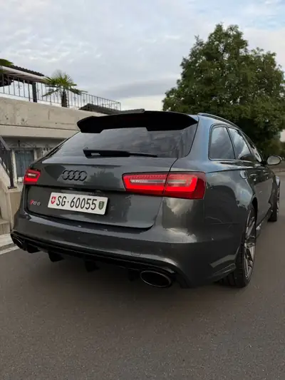 Audi RS6 4.0 V8 TFSI Quattro — Break haute performance, 560 ch sans compromis — interni