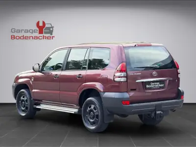 Toyota Land Cruiser 3.0 TD Linea Terra — 4x4 robuste, diesel fiable, service récent — intérieur