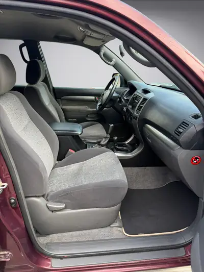 Toyota Land Cruiser 3.0 TD Linea Terra — 4x4 robuste, diesel fiable, service récent — Miniature 13