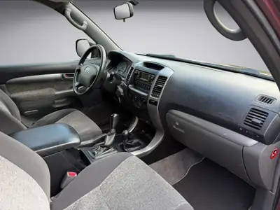 Toyota Land Cruiser 3.0 TD Linea Terra — 4x4 robuste, diesel fiable, service récent — Miniature 14
