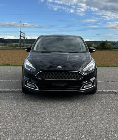 Ford S-MAX 2.0 EcoBoost Vignale — Monospace 7 places premium, première main, 87'500 km — Heckansicht