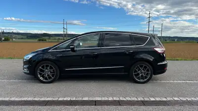 Ford S-MAX 2.0 EcoBoost Vignale — Monospace 7 places premium, première main, 87'500 km — Innenraum