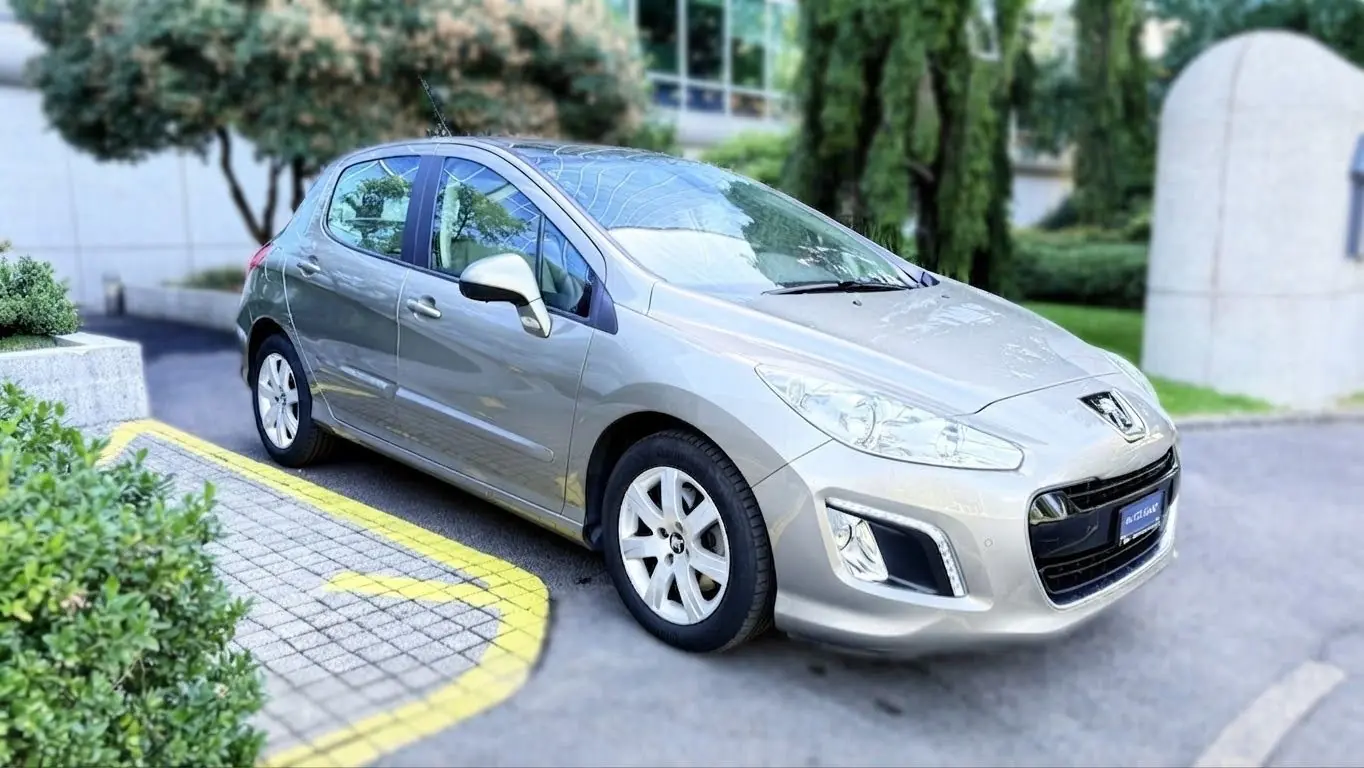 Peugeot 308 2012 occasion Vernier — 4