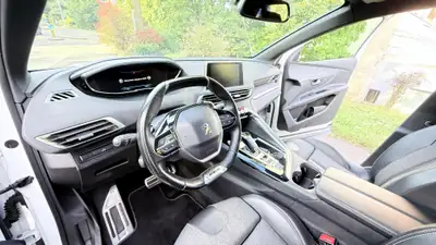 Peugeot 3008 1.5 BlueHDi Active — SUV diesel fiable, 111'000 km, sans sinistre — Miniatur 9
