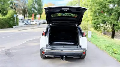 Peugeot 3008 1.5 BlueHDi Active — SUV diesel fiable, 111'000 km, sans sinistre — Miniatur 15