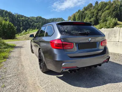 BMW 330d xDrive Touring — Break diesel performant, 247 000 km, sans sinistre — arrière