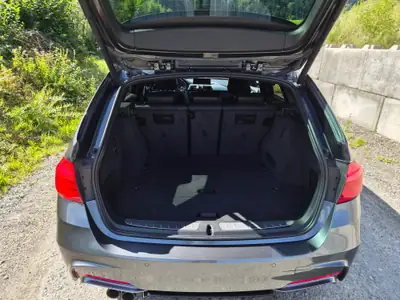 BMW 330d xDrive Touring — Break diesel performant, 247 000 km, sans sinistre — Miniature 9