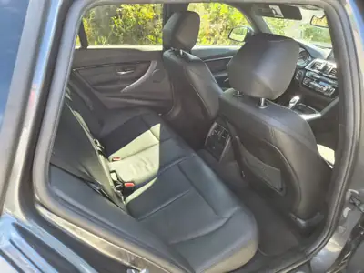 BMW 330d xDrive Touring — Break diesel performant, 247 000 km, sans sinistre — Miniature 11