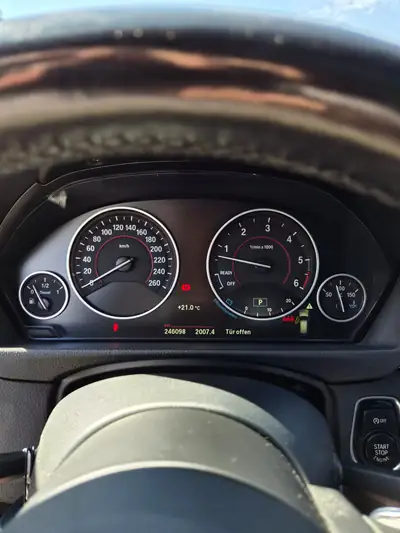 BMW 330d xDrive Touring — Break diesel performant, 247 000 km, sans sinistre — Miniature 10