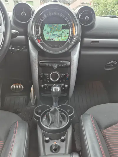 MINI Countryman Cooper S ALL4 — Dynamique polyvalent, 65 500 km, traction intégrale — Miniature 11