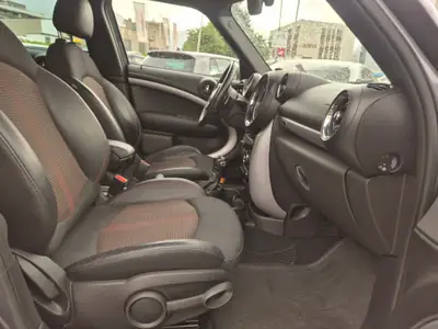 MINI Countryman Cooper S ALL4 — Dynamique polyvalent, 65 500 km, traction intégrale — Miniature 16