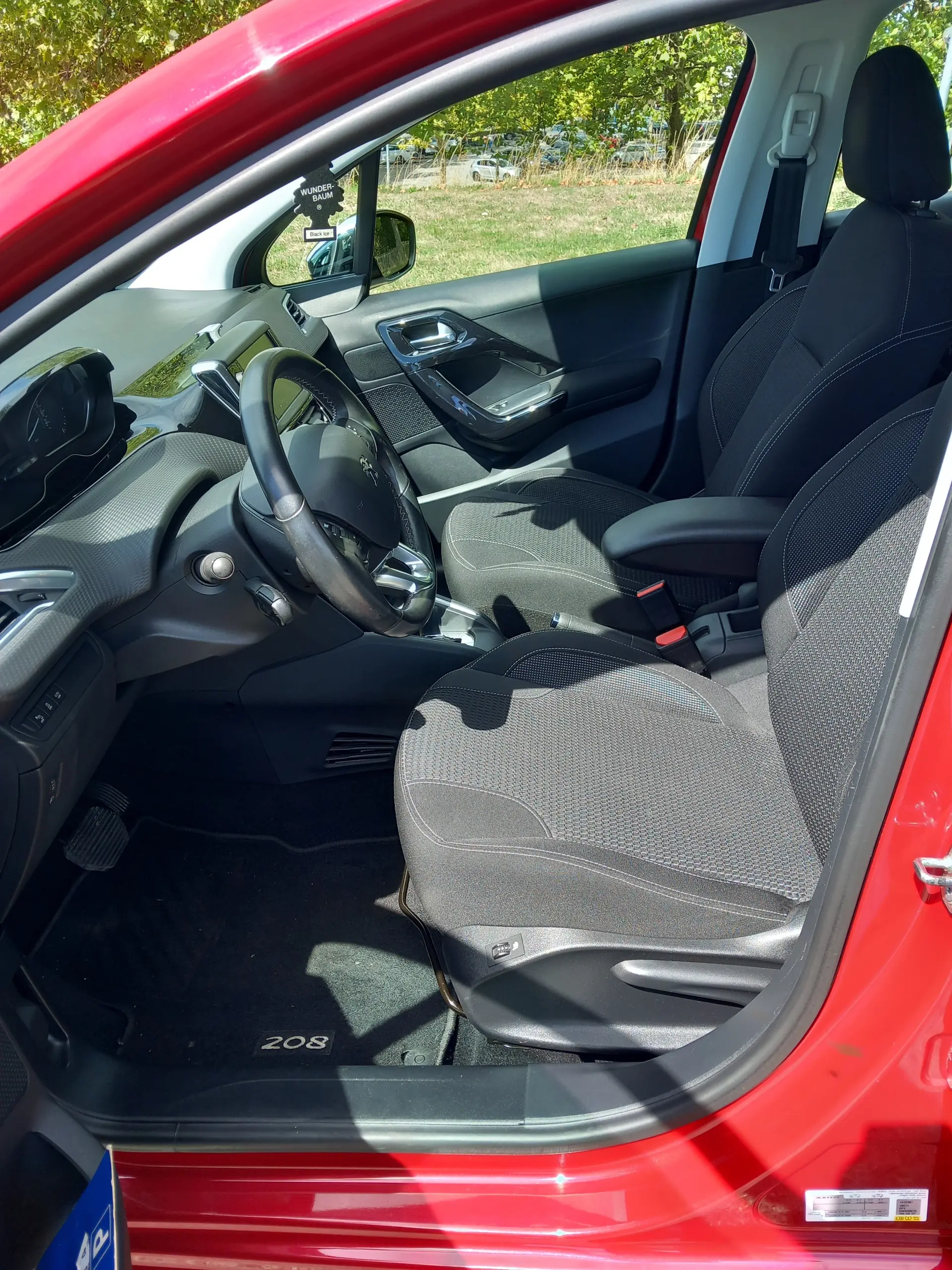 Peugeot 208 2017 occasion Cheseaux vd — 5