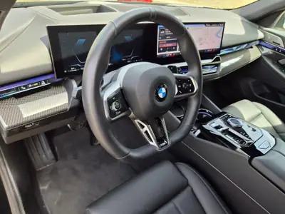 BMW 540d xDrive M Sport Pro — Break diesel hybride, 34'000 km seulement — Miniature 9
