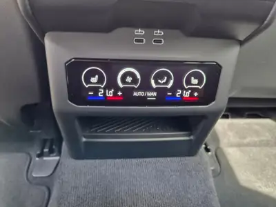 BMW 540d xDrive M Sport Pro — Break diesel hybride, 34'000 km seulement — Miniature 16