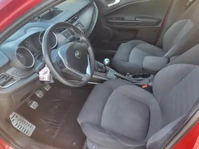 Alfa Romeo Giulietta 1.4 TB 150 Sport — Compacte italienne dynamique, 113'000 km — Detail