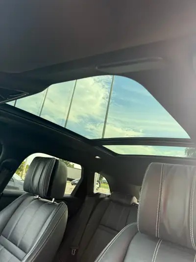 Land Rover Range Rover Velar 3.0 D 300 R-Dynamic — SUV premium diesel, traction intégrale, accident-free — Miniatur 9