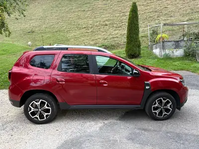 Dacia Duster 1.3 TCe 150 4WD — SUV robuste, sans accident, 101'000 km — vista esterna