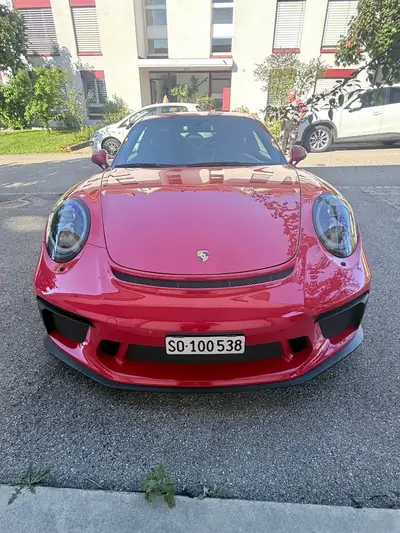 Porsche 911 4.0 GT3 PDK — Sportive légendaire, 500 ch et seulement 51 000 km — vue extérieure