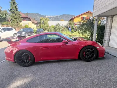 Porsche 911 4.0 GT3 PDK — Sportive légendaire, 500 ch et seulement 51 000 km — côté