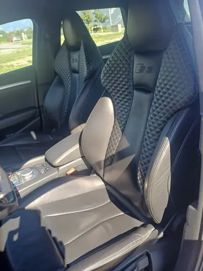 Audi S3 2.0 T FSI Quattro — Sportive allemande, 300 ch et transmission S-Tronic — détail