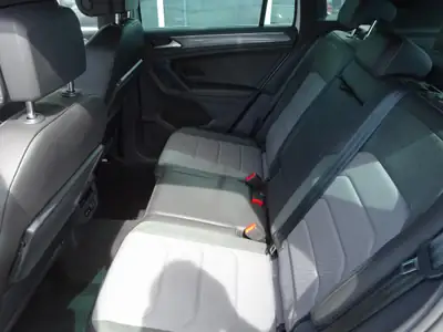 VW Tiguan 2.0 TDI SCR Highline 4Motion — SUV robuste, 88'000 km, transmission DSG — Miniature 10
