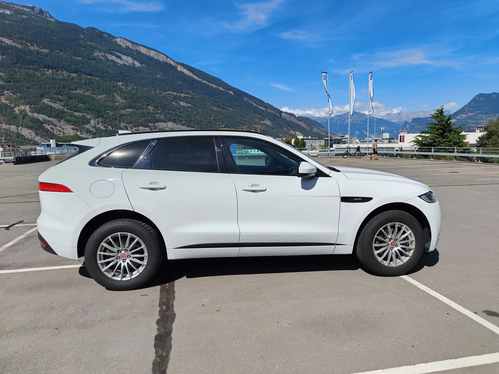 Jaguar F-Pace 2018 occasion Tamins — 1