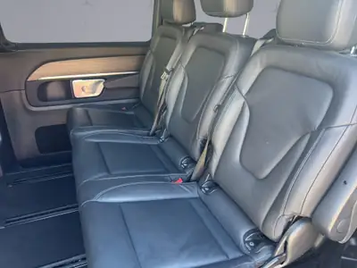 Mercedes-Benz V 250 d Avantgarde — Van 7 places, motorisation diesel performante — Miniature 10