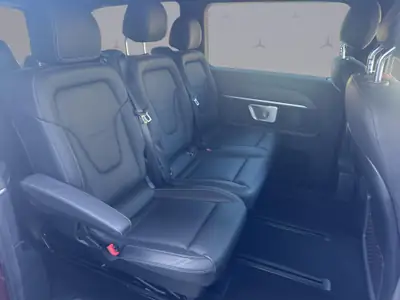 Mercedes-Benz V 250 d Avantgarde — Van 7 places, motorisation diesel performante — Miniature 17