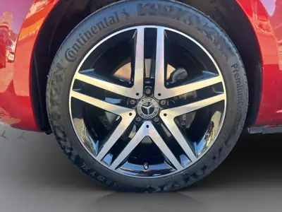 Mercedes-Benz V 250 d Avantgarde — Van 7 places, motorisation diesel performante — Miniature 21