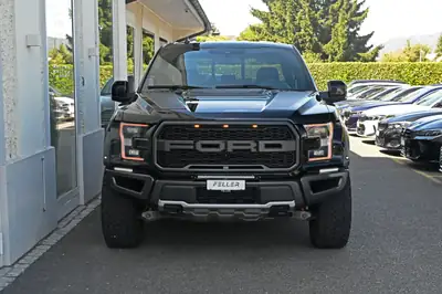 Ford F-150 Raptor SuperCab — Le pickup de légende américain, 455 ch et 4x4 intégral — arrière