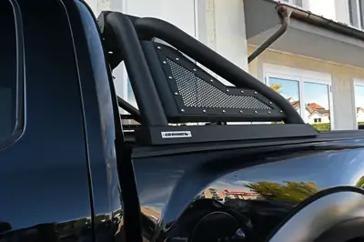Ford F-150 Raptor SuperCab — Le pickup de légende américain, 455 ch et 4x4 intégral — Miniature 9