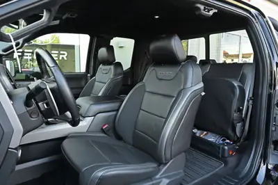 Ford F-150 Raptor SuperCab — Le pickup de légende américain, 455 ch et 4x4 intégral — Miniature 16
